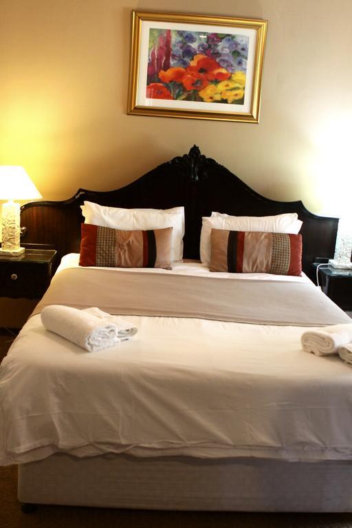 Airport Lodge Guest House كمبتون بارك الغرفة الصورة