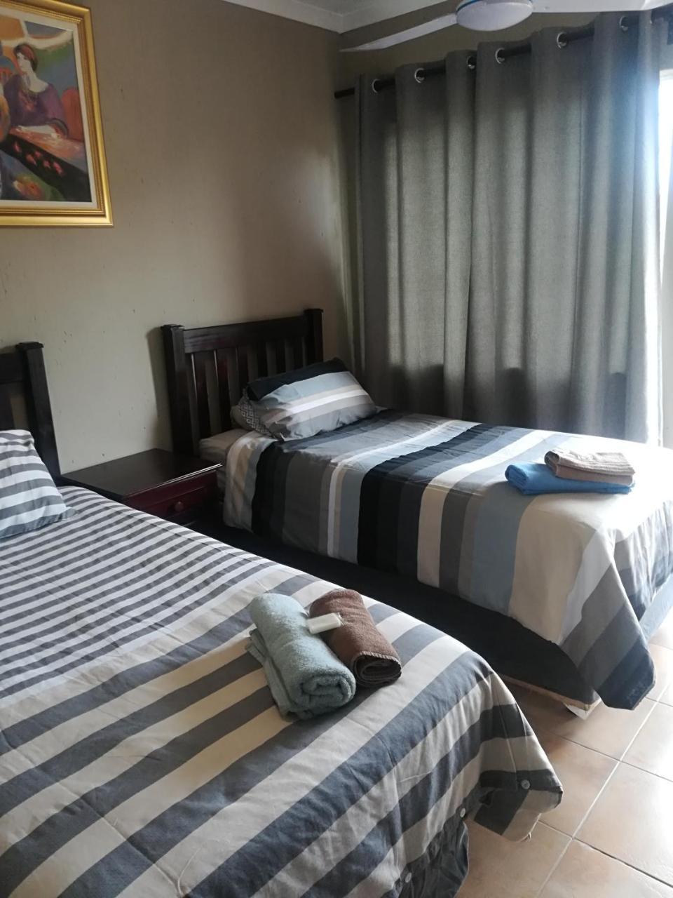 Airport Lodge Guest House كمبتون بارك المظهر الخارجي الصورة